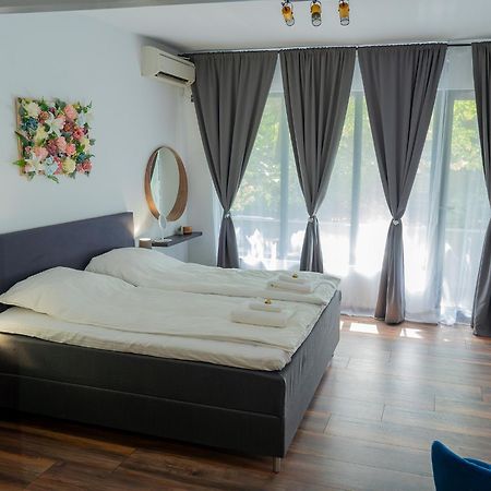 Central Apartments Veliko Tărnovo Exteriör bild